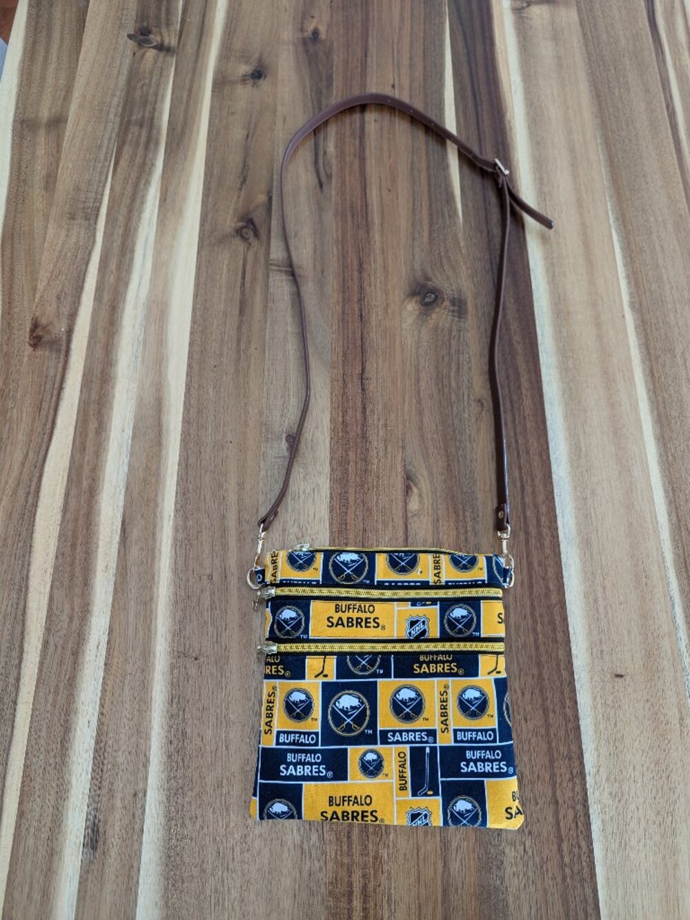 Buffalo Sabres Custom Sewn Purse Bag 4 Zips 8.5 x 8 inches New